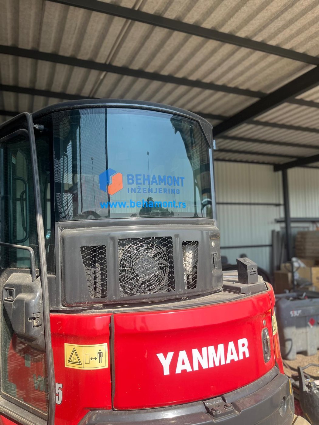 Yanmar bager sa Behamont oznakom